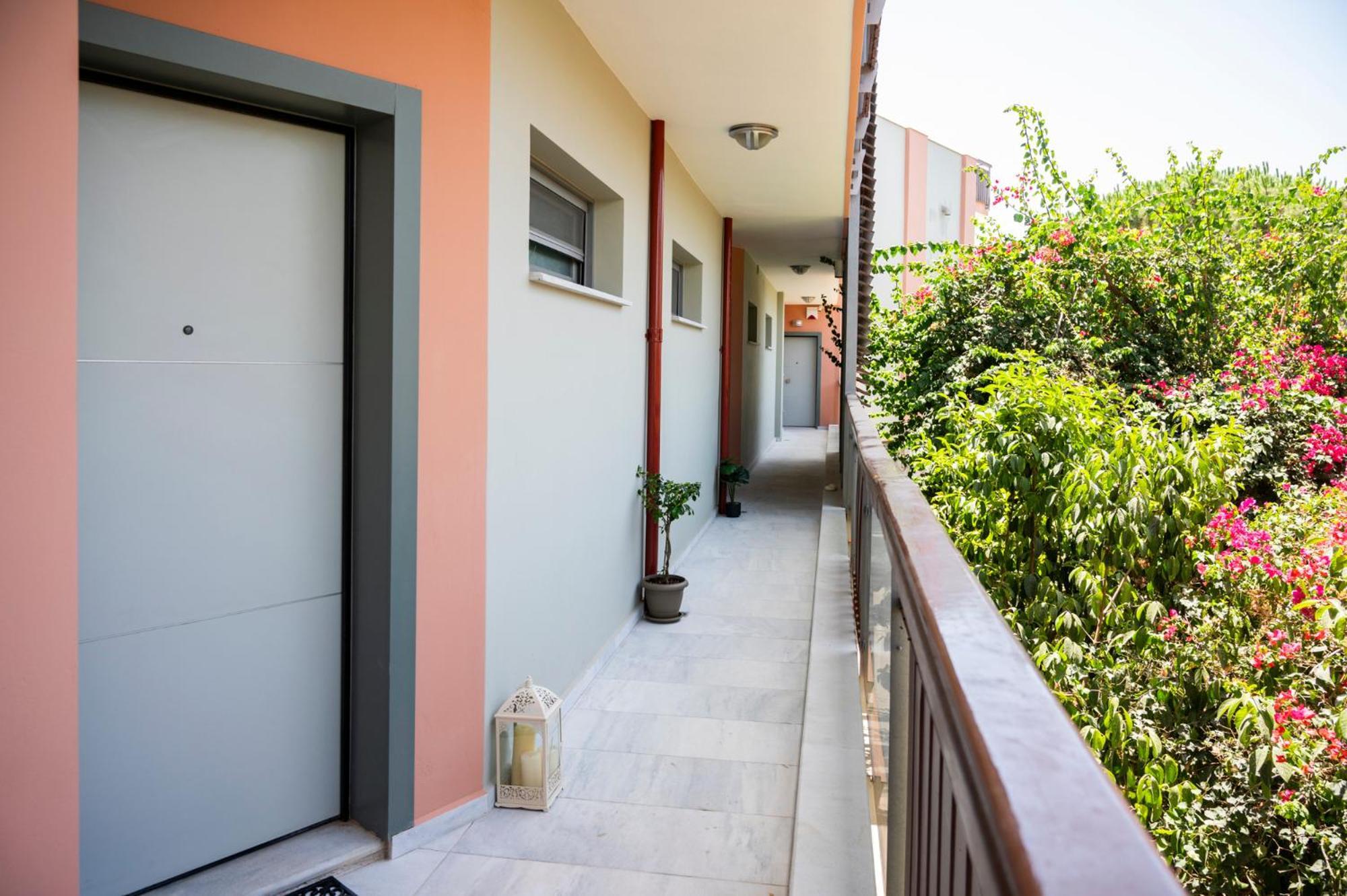 Oceanis Apartments Artemida  Exterior photo